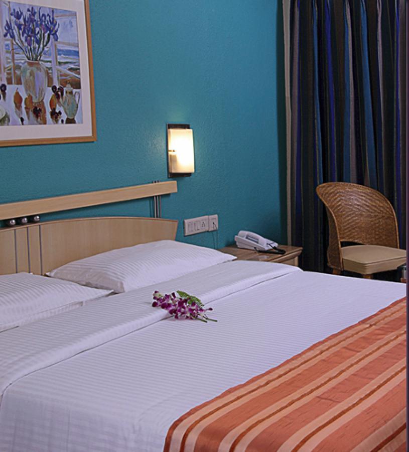 The Royal Orchid Hotel, Chembur Мумбаї Екстер'єр фото