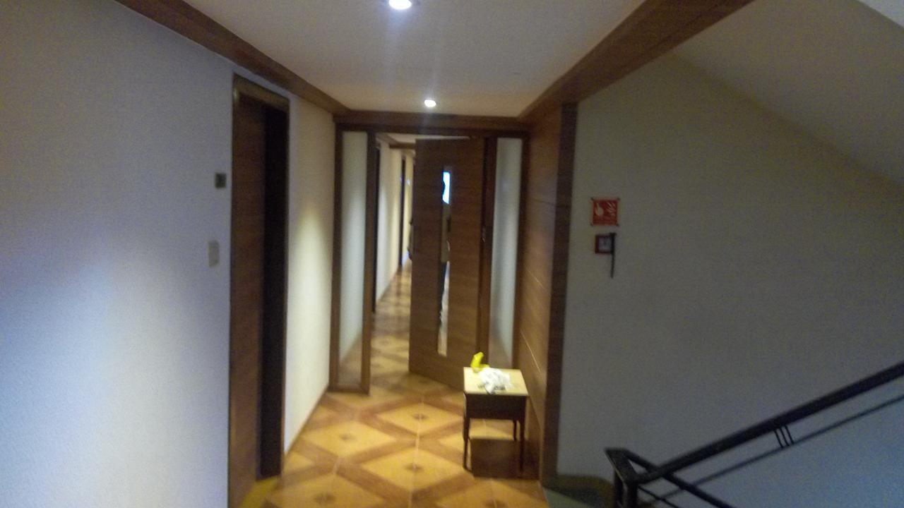 The Royal Orchid Hotel, Chembur Мумбаї Екстер'єр фото